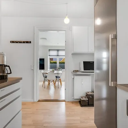 In * Хольстебро